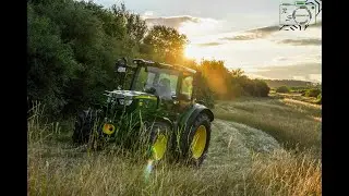 Frauenpower am Abend/ John Deere 6110R/ Kuhn GMD 28/ Heuernte 2022