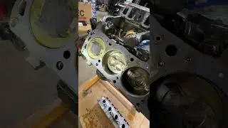 Поршни Ford 302 в 351 Windsor!?