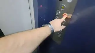 Old IFMA traction elevator, mod by Ascensorul S.A. @ Str. Libertății, bl.L2, Alexandria,RO