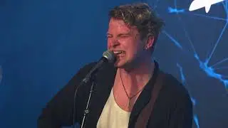 Drew Thomas performs 'Twenties' and 'Smoke'