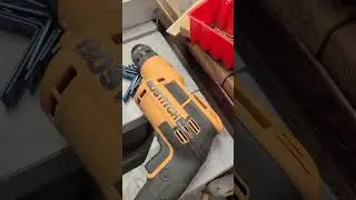 Кот по имени Маленький Уильям Завоеватель, строительство башни для кошек, часть 7