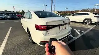 2025 Volkswagen Jetta 1.5T SE lock horn
