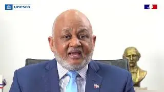 H.E. Mr Roberto Fulcar Encarnaci&oacute;n, Minister of Education, Dominican Republic