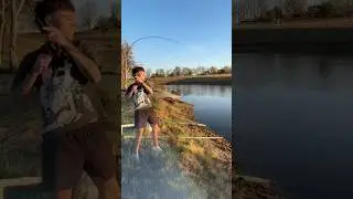 Первый заброс с WACKY RIG!!! #fishingshorts #fishing #basspro #youtubefishing