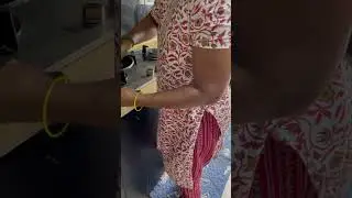 My house instant  onion Thosai very tasty  an healthy 