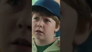 ПАПА И ГОРИЛЛА В ЗООПАРКЕ: &laquo;Это ещё только касса!&raquo; 😂🦍 #юмор