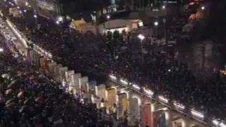 Un mur de 1.000 dominos s'écroule à Berlin