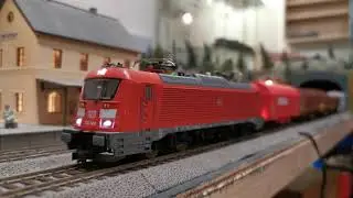 Modelleisenbahn - Deutsche Bahn AG - BR 102 003-1 mit G&uuml;terzug