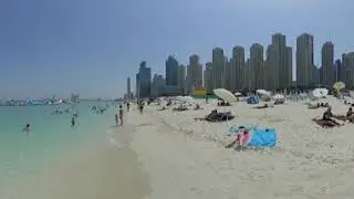 [360] UAE, Dubai, Dubai Marina, JBR, walking on the beach, Insta360 Evo