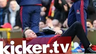 Oscar-reif! Van Gaals Schwalbe an der Seitenlinie - kicker.tv