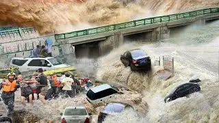 Floodwaters Rise in China! Huge Three Gorges Dam broke, flooding Chongqing, trapping people.