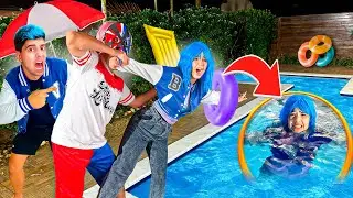 O ARLEQUINO EMPURROU A IRMÃ DO VINIBUG NA PISCINA!!