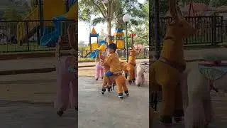 jalan jalan di alun alun mojokerto #music #song #jalanjalan #mojokerto #shorts #toddlers #