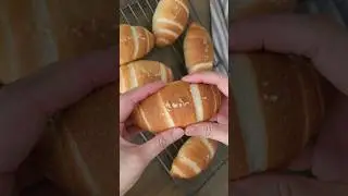 You Won't Believe How Addictive These Salted Butter Rolls Are! (やみつき塩パン) recipe in full video