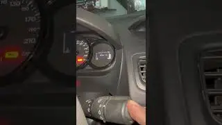 Reset Service Renault Fluence resetear servicio, llave amarilla en tablero Renault