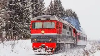 ТЭП70-0084 с пригородным поездом №6692 Кувшиново-Осташков