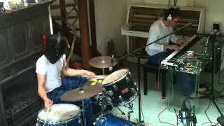 Soft Bullets // Seven Fingers (Live in Pyjamas)