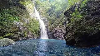 10 Hours of Mountain Gorge Waterfall 🏔️ Turquoise River White Noise for Deep Sleep