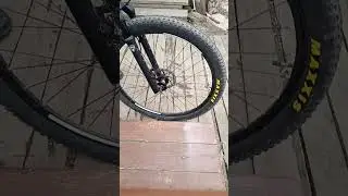 Manitou markhor Suspension Air Bike OZON.