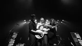 JW-Jones - Medley/Triple Guitar Trick Opening for George Thorogood at Metropolis Montreal!