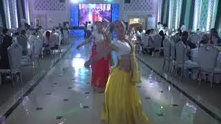 Очень зажигательный Индийский танец! Шоу Балет 