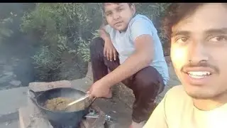 #आज तो दोस्तो ने मैगी को लिए बोला मैगी की पालटी की दोस्तो का साथ🥘🥘🥘🥘