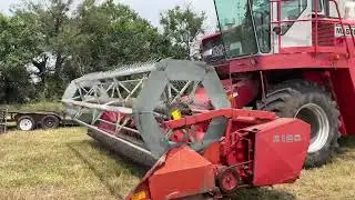 BigIron Online Auction 9-10-2025 =KL8010= 1985 Massey-Ferguson 850  4WD Combine W/20' Header