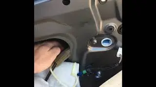 Change or fix the power door lock on 2010 Acura MDX