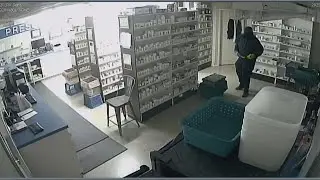 Man breaks into pharmacy in Evangeline Parish and steals lots of prescription painkillers
