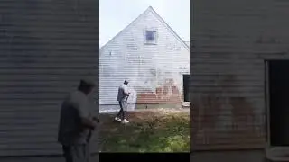 Pressure washing a house with a foam cannon