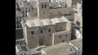 L'Esgl&egrave;sia SI te Merlets. L' Esgl&egrave;sia despres de la restauraci&oacute;.