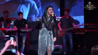 ไม่มีเธอ ไม่ตาย - แก้ม วิชญาณี Live at Tomorrow Land Exclusive Club