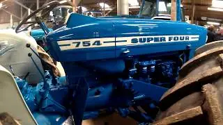 1968 County 754 Super 4 4WD 4.2 Litre 4-Cyl Diesel Tractor (75HP)