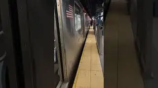 R142 (5) Train At Flatbush Ave- Brooklyn College #nycsubway