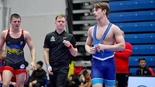 U17 Oleksandr Budarev (UKR) vs Alvin Thulinder (SWE) 71kg. Greco-roman boys youth wrestling.