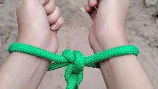 Top secret handcuff knot: used for emergency rescue and lifting objects in a small spaces