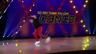 Bailey Munoz Performs To 
