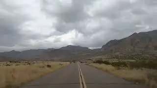 Driving up to Aztec Caves in Texas near El Paso