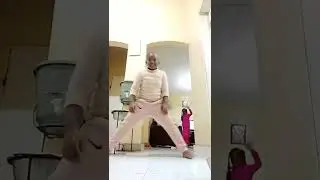 tried to do a middle splits