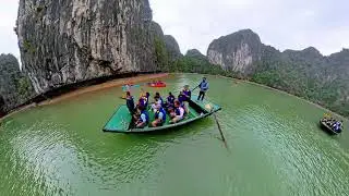 ha long bay bamboo boat