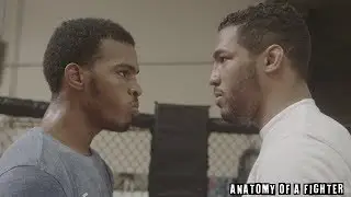 Kevin Lee coaches his brother Keith Lee in a sparring session with Joseph Benavidez