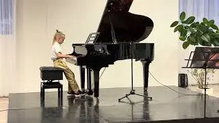 Beethoven - Moonlight Sonata (1st Movement). Performed by Vsevolod Shchegolkov.