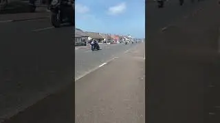 Station Road NW200, Davey Todd overtaking Lee Johnston #northwest200 #motorcycle #supersport