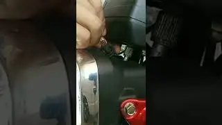 Honda 70 Meter light Change