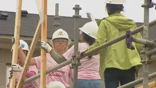 More than 600 women volunteer to help build homes on Chicago's South Side