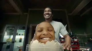 Serving munchie food