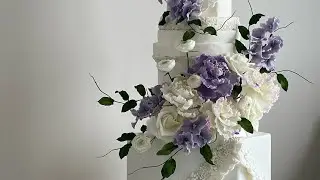This Wedding Cake Doesn&rsquo;t Reveal Itself All at Once&hellip;