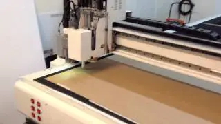 Digital Die Cutting and Printing Boxes with AlphaCorr Box Templets