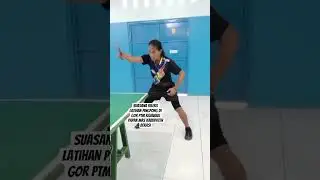Suasana Rileks Latihan Pingpong di GOR PTM Rajawali Papan Mas Kabupaten Bekasi&lrm;