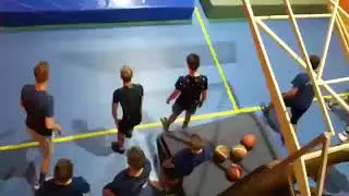 Cooperative exercise: running and sliding on mat